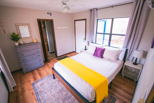 Foto del edificio - 143 Rte 66