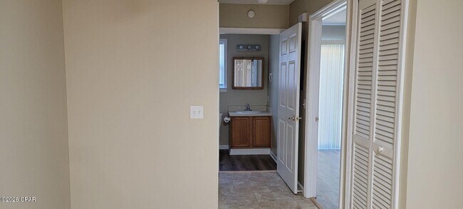 Foto del edificio - 2409 Allison Ave