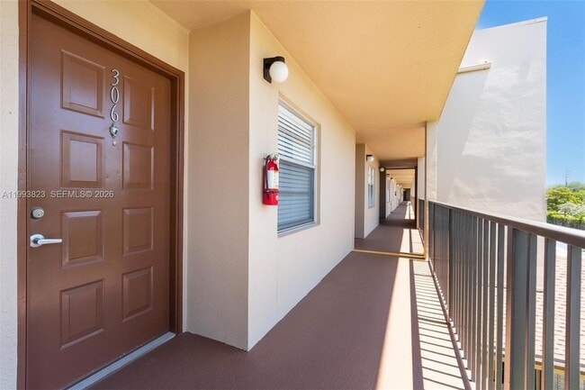 Photo - 13455 SW 16th Ct Apartment