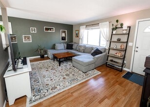 Building Photo - 623 Catalina Dr