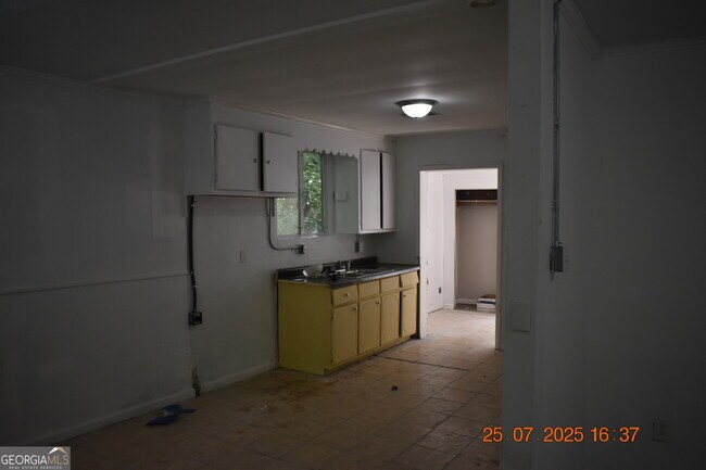 Foto del edificio - 1083 Nassau Pl
