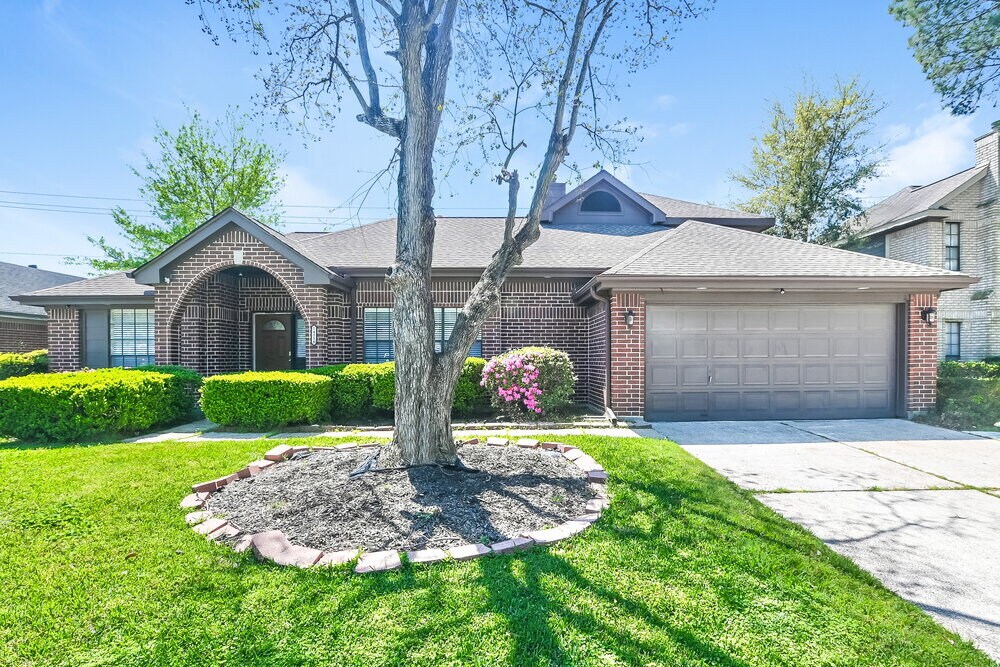 Foto principal - 14118 Double Pine Dr