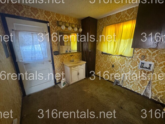 Foto del edificio - $845 - 3 bed 1 bath - Single Family Home