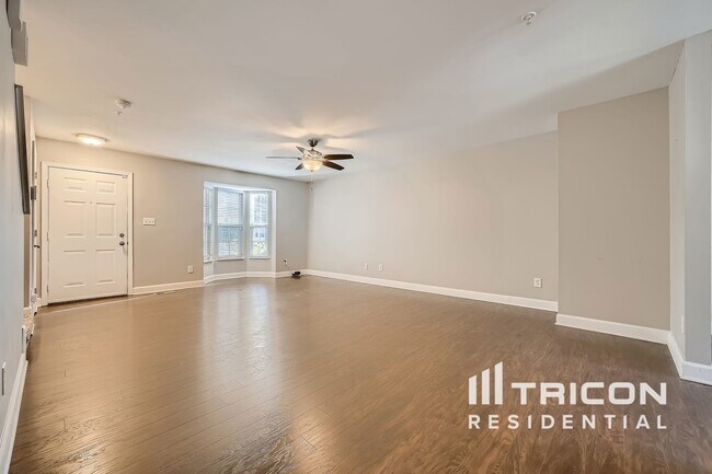 Foto del edificio - 610 N Branch Ct
