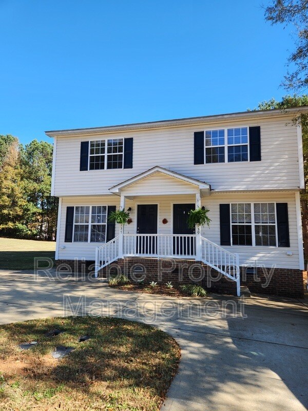 Foto del edificio - 139 Park Pl Dr