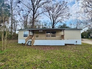Building Photo - 7837 Lake Seminole Rd