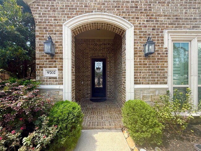 Building Photo - 9702 Caldwell Way