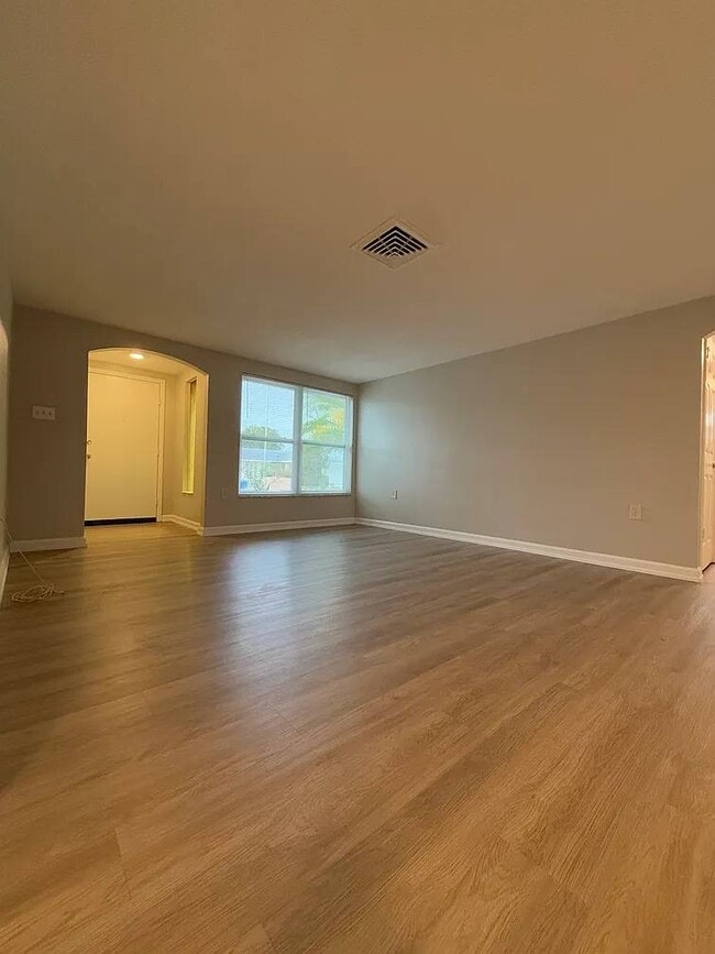 Building Photo - 9130 Haverford Ln