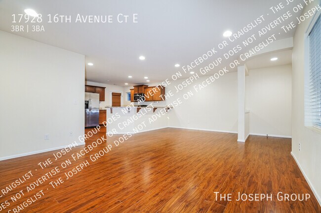 Foto del edificio - 17928 16th Ave Ct E