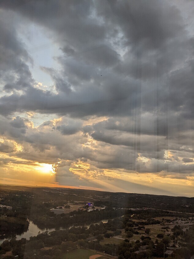 300 Bowie St Unit 3704, Austin, TX 78703 Condo for Rent in Austin, TX