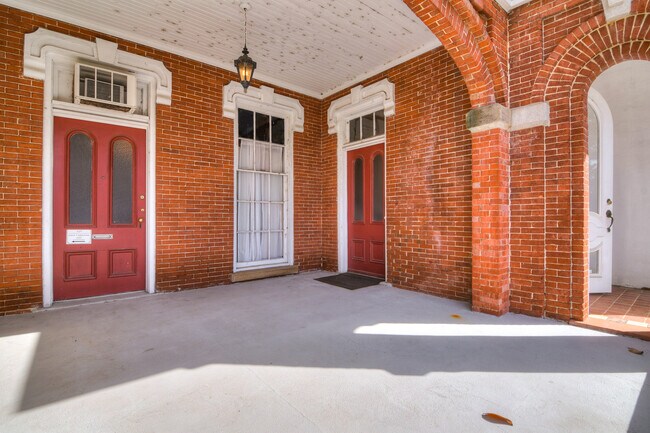 Foto del edificio - 629 Greene St