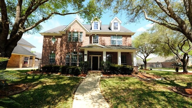 Building Photo - 13619 Lakehill Park Ln