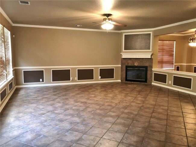 Building Photo - 7021 Albacete Ln