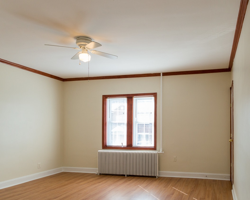 Primary Photo - 1715 Capitol Ave NE