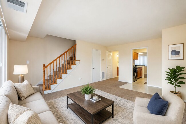 Building Photo - Takoma Landing