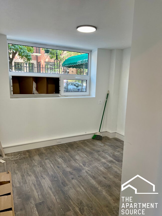 Foto del edificio - 941 W Carmen Ave