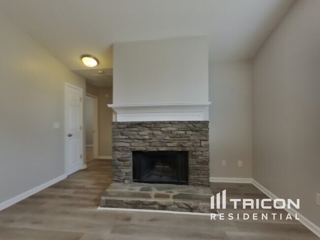 Foto del edificio - 514 Woodwind Dr