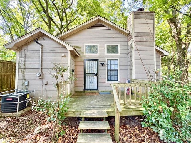 Building Photo - 648 Lagrange Pk Cv