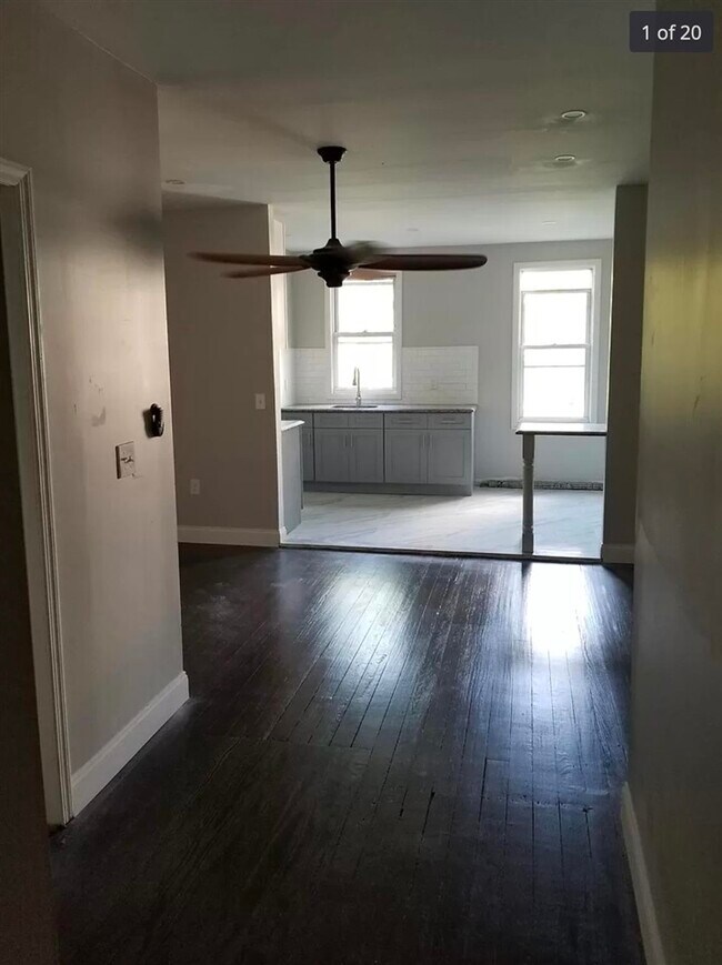 Building Photo - 37 W 47th St