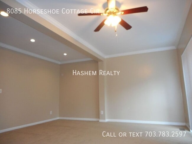 Building Photo - 8085 Horseshoe Cottage Cir