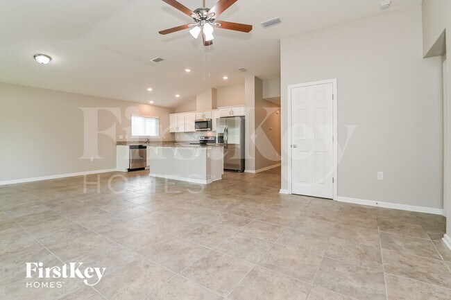 Building Photo - 12393 Sea Island Dr