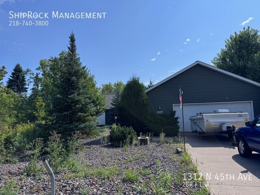 Primary Photo - 1312 N 45th Ave E