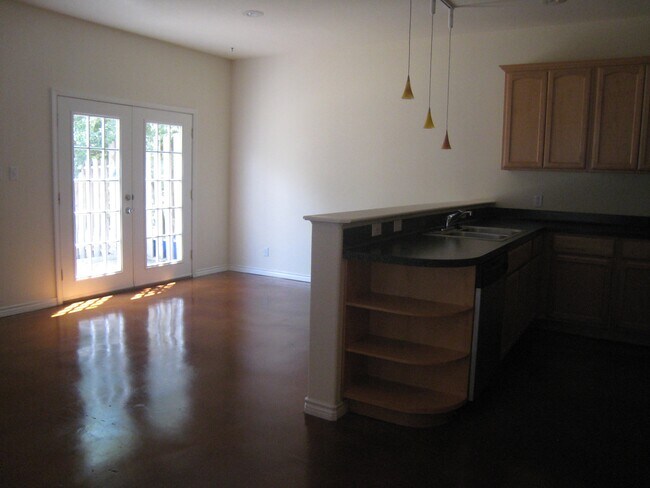 Large living area - 1501 East 3rd Street