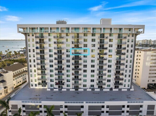 Foto del edificio - 101 S Gulfstream Ave