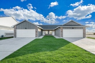 Building Photo - 3981 Long Leaf St