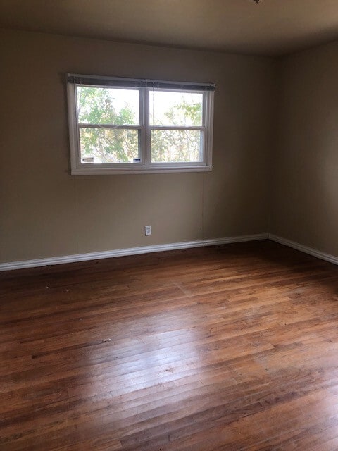 Building Photo - 4/2 Home for Rent