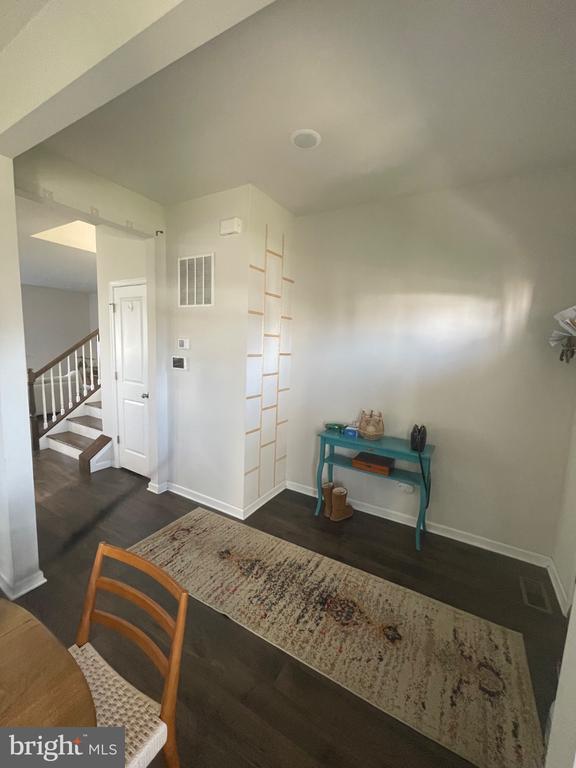 Foto del edificio - 226 Seven Springs Ln