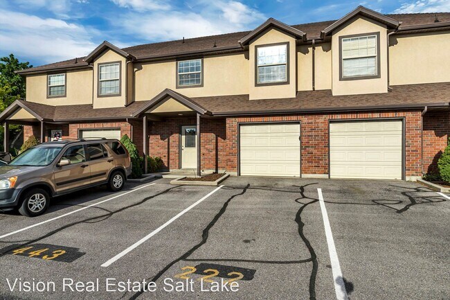 Building Photo - 3 br, 2.5 bath House - 22 W 200 N #2