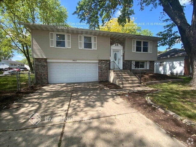 Building Photo - 925 Miller Ave