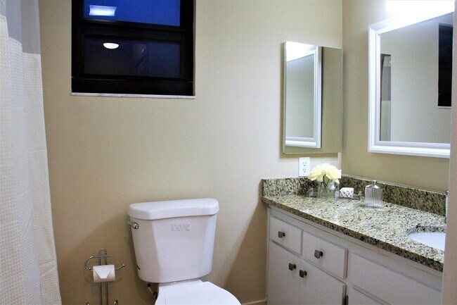 Building Photo - 13334 Polo Club Rd