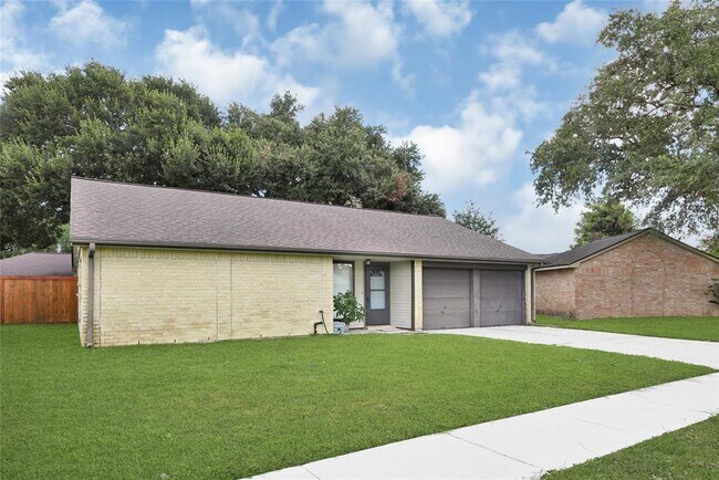 Foto del edificio - 10007 Oakmont Dr