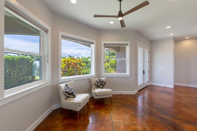 Foto del edificio - Upper Class Elegance in this 4 bed/3bath Home in Wailuku Country Estates- Unfurnished-Ocean Views...