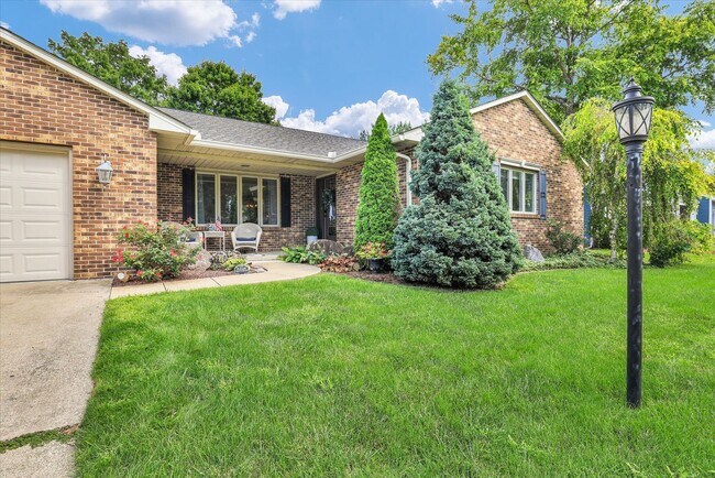 Foto del edificio - 2604 Cherry Creek Rd