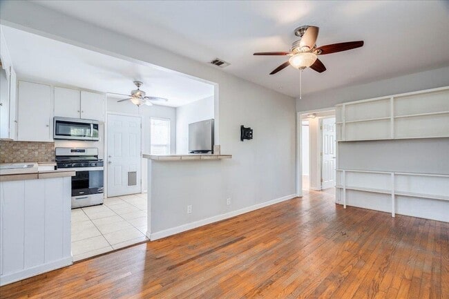 Foto del edificio - 4603 Jinx Ave