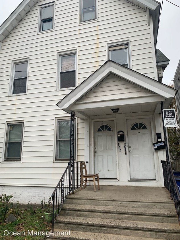 Primary Photo - 205 Farren Ave