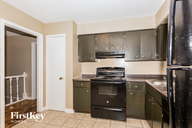 Foto del edificio - 6401 Blenheim Ave