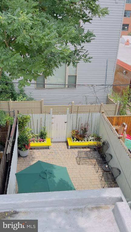 Foto del edificio - 719 N Uber St