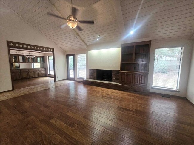 Building Photo - 1212 Kingston Ct