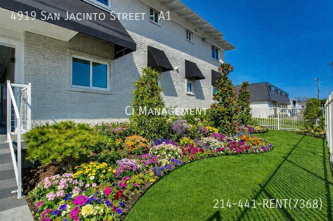 Building Photo - 4919 San Jacinto St