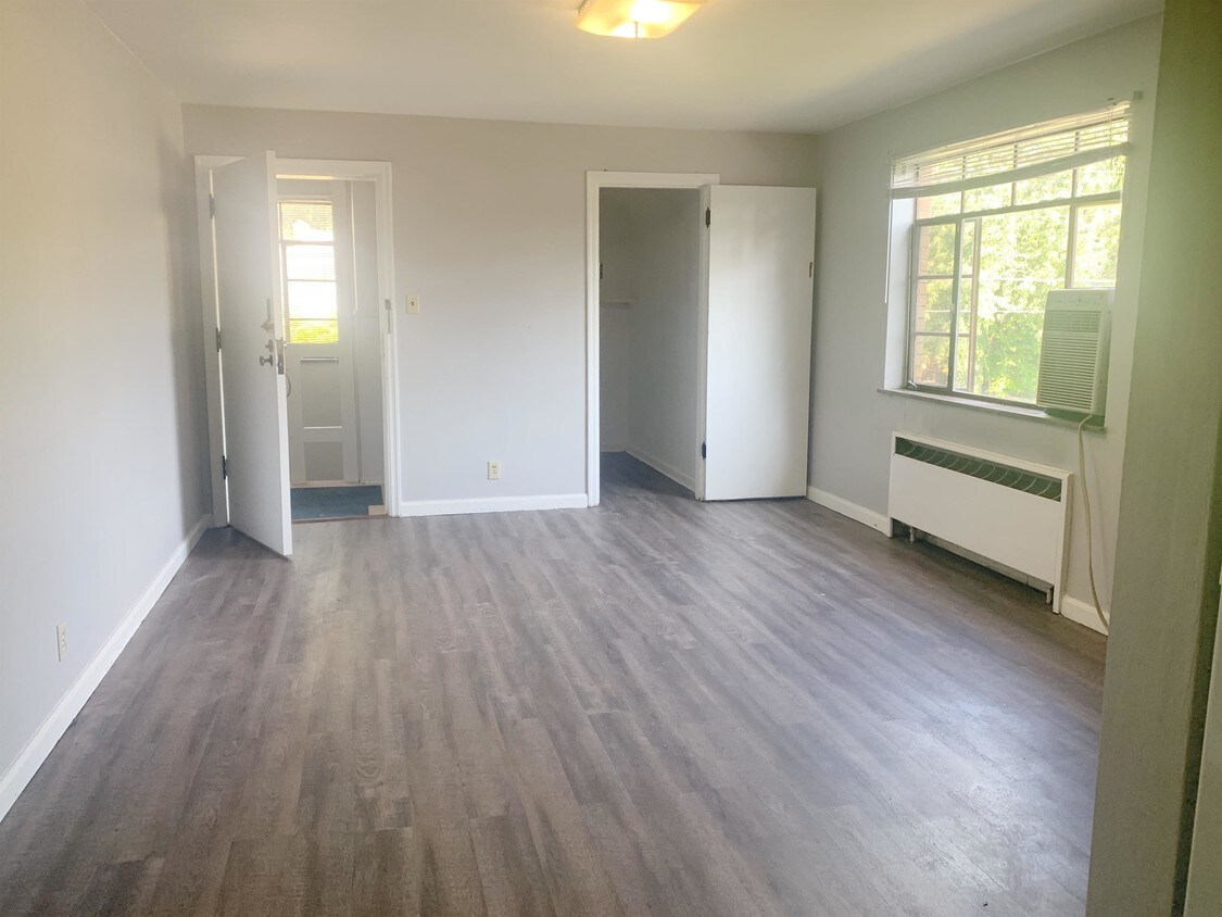 Building Photo - 3726 Camden Ave