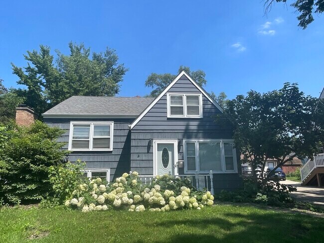 Foto del edificio - 801 Fairfield Ave