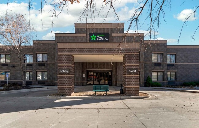 Building Photo - Furnished Studio-Kansas City - Overland Park - Nall Ave