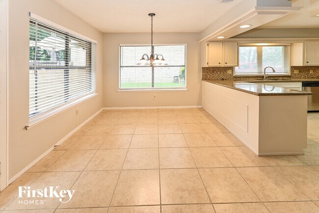 Building Photo - 3606 Rolling Terrace Dr