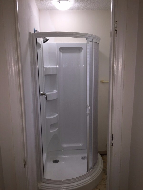 Building Photo - 6714 Woodwedge Dr