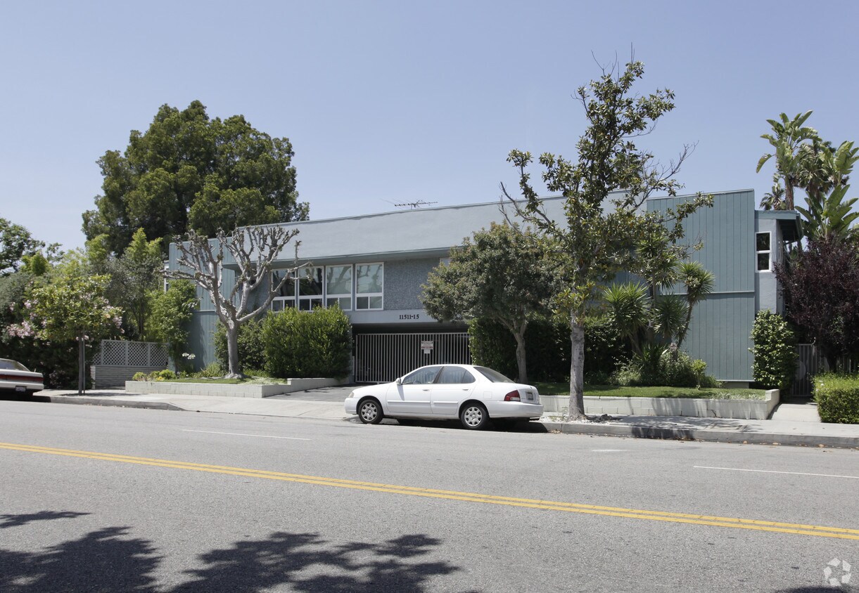 Building Photo - 11511-11515 Moorpark St