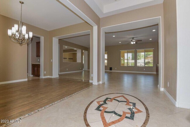 Foto del edificio - 7592 W Crystal Rd